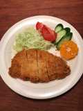 Crispy and Tender Pork Cutlets with Fresh Breadcrumbs
