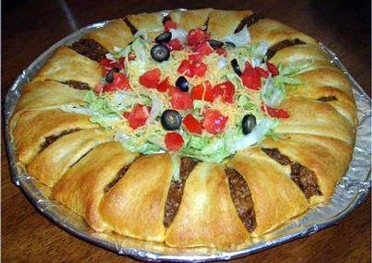 Step-by-Step Guide to Prepare Favorite Crescent Roll Taco Bake