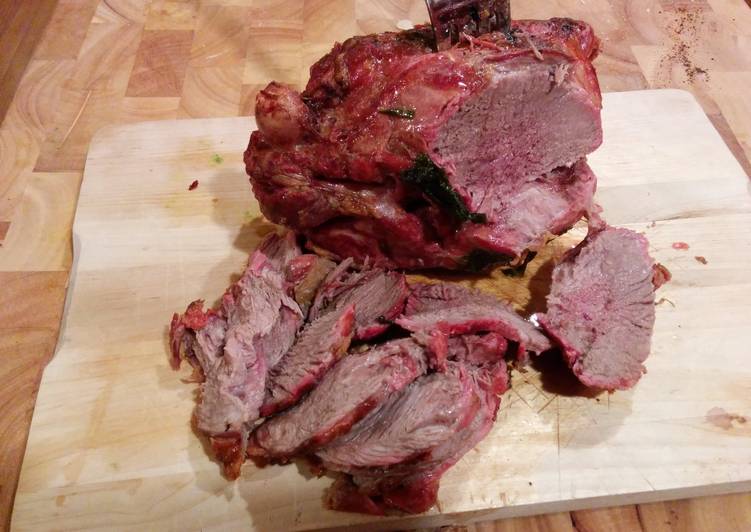 Recipe of Award-winning Lamb leg on foil