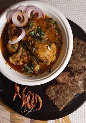 A picture of Sindhi Seyal chicken.