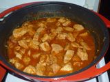 Sertéspörkölt Tajine edényben