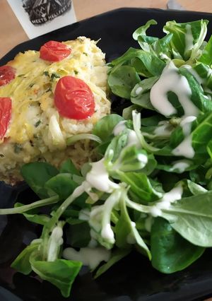 Une photo de Flan de courgette et tomate cerise au fromage