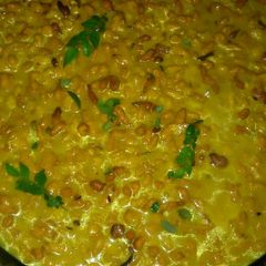 A picture of Bundi ki kadhi.