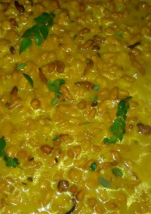 A picture of Bundi ki kadhi.