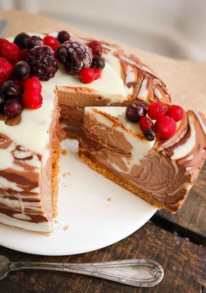Foto principal de Tarta tres chocolates marmolada 🍫