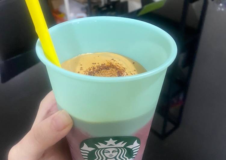 Dalgona Coffee