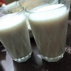 A picture of Fruits Milk shake.