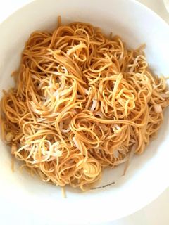 Φωτογραφία της συνταγής Noodles αυγού με soya sauce
