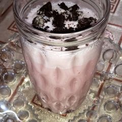 A picture of Creamy RoohAfza shake.