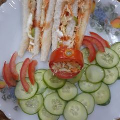 A picture of Mayo chicken club sandwich 🥪.