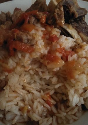 A picture of Stewed beef rice.