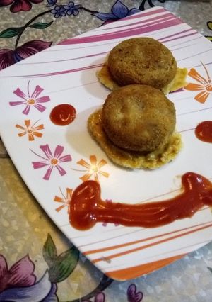 A picture of Crispy Potato and Kidney Beans Tikki.