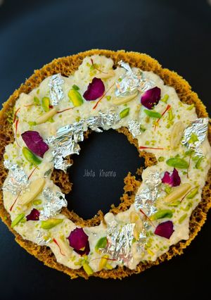 A picture of Rabdi Kesar Ghewar.