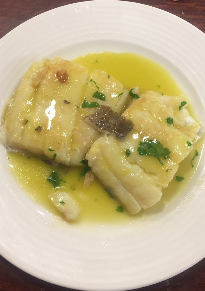 Una foto de Lomos de bacalao desalado al pil-pil