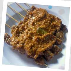 A picture of Sate Tempe.