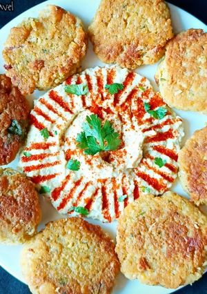 A picture of Falafel and Hummus.