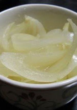 A picture of Macrobiotic Onions Simmered in Plum Vinegar.