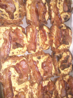 A picture of Bean & bacon sandwiches.
