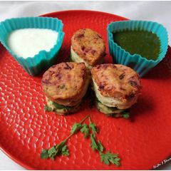 A picture of Baked foxnut coloured cutlet.