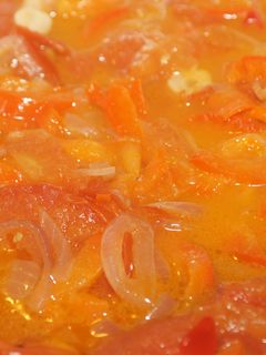 A picture of Spicy Tomato and Paprika soup.