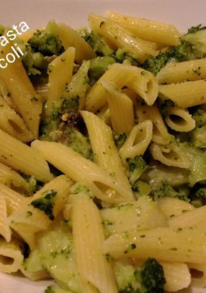 A picture of Garlic Lover's Pasta With Broccoli.