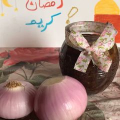 A picture of Onion paste.