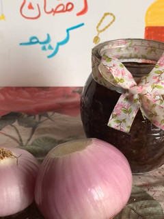 A picture of Onion paste.