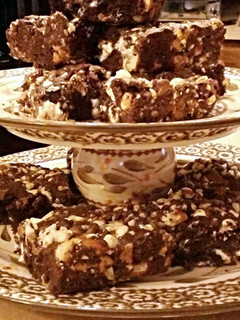A picture of Chocolate Cookie Vanilla Chip Bars.