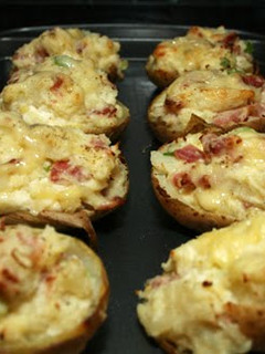 A picture of Stuffed baked potatoes.