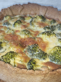 Una foto de Tarta de brócoli con masa integral