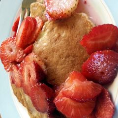 A picture of skye's whole wheat banana pancakes.