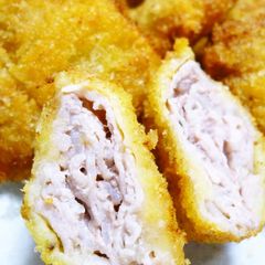 Freeze This For Your Bento! Pork Offcut Tonkatsu A picture of Freeze This For Your Bento! Pork Offcut Tonkatsu.