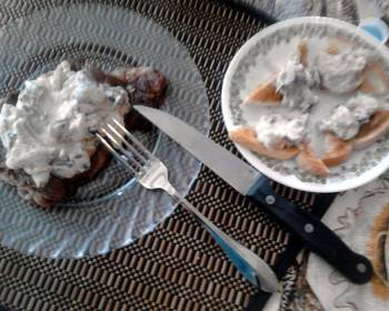 Popular Cuisine Dinah Shores Mushrooms  Sour Cream wmy variations Savory Delicious