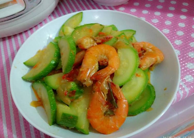 timun jepang tumis udang
