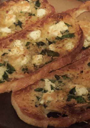 A picture of Mediterranean bread.