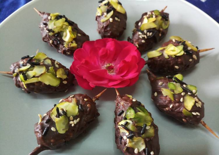 Recipe of Super Quick Homemade Sesame Badam Chocolate Toffee