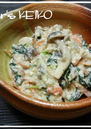 A picture of [Farm House Recipe] Shiro-ae Vegetables and Mushrooms.