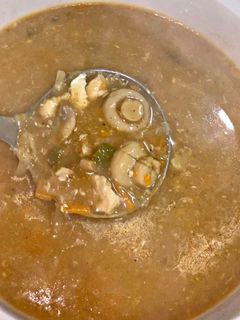 صورة لوصفة شوربة حامض حلو 🍲🍄