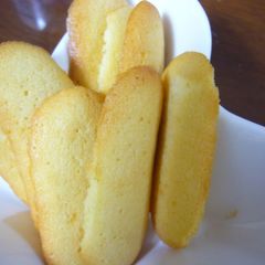 A picture of Crispy Langue de Chat.