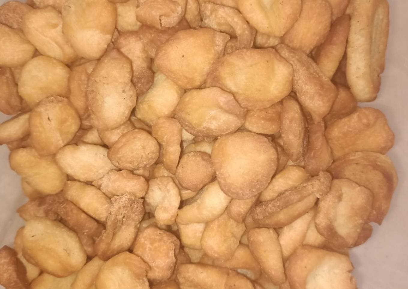 Kue biji ketapang