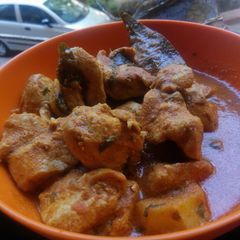 A picture of Coconut Milk Chicken Curry..