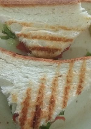 A picture of Grilled sandwich.
