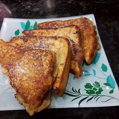 A picture of Banana French Toast.