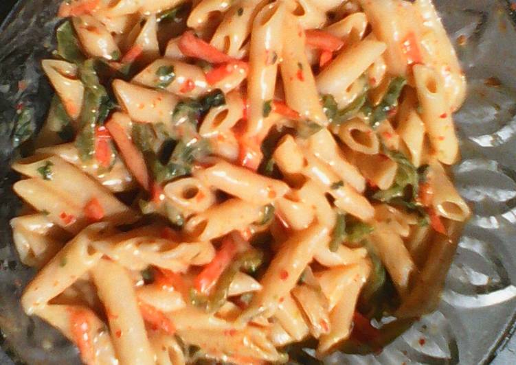 Simple Way to Prepare Super Quick Homemade Creamy veggie pasta