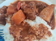 A picture of liver and potatoes