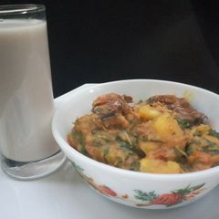 A picture of Coconut potato porridge.