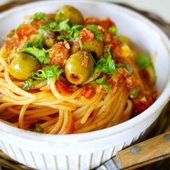 A picture of My Easy Spaghetti alla Puttanesca.