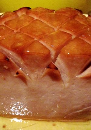 A picture of Bourbon-apple glaze for roasted chicken, turkey or ham.
