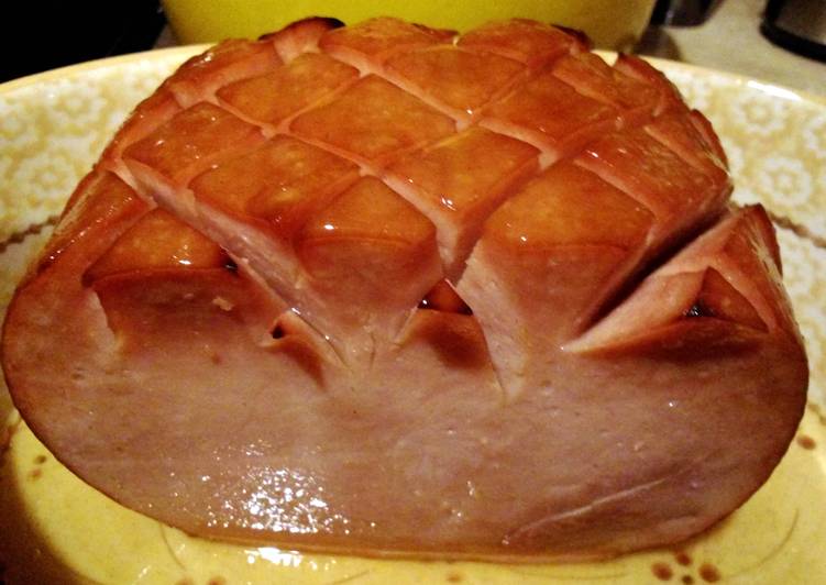 Recipe of Speedy Bourbon-apple glaze for roasted chicken, turkey or ham