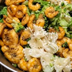 A picture of Lemon Garlic Shrimp and Broccoli.